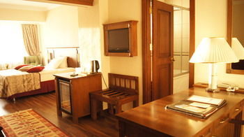 Otel Elit *