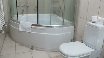 Elit Hotel *
